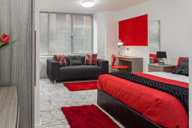 1 bed studio, Queens Terrace, City Centre, Southampton, SO143LR - Image 1